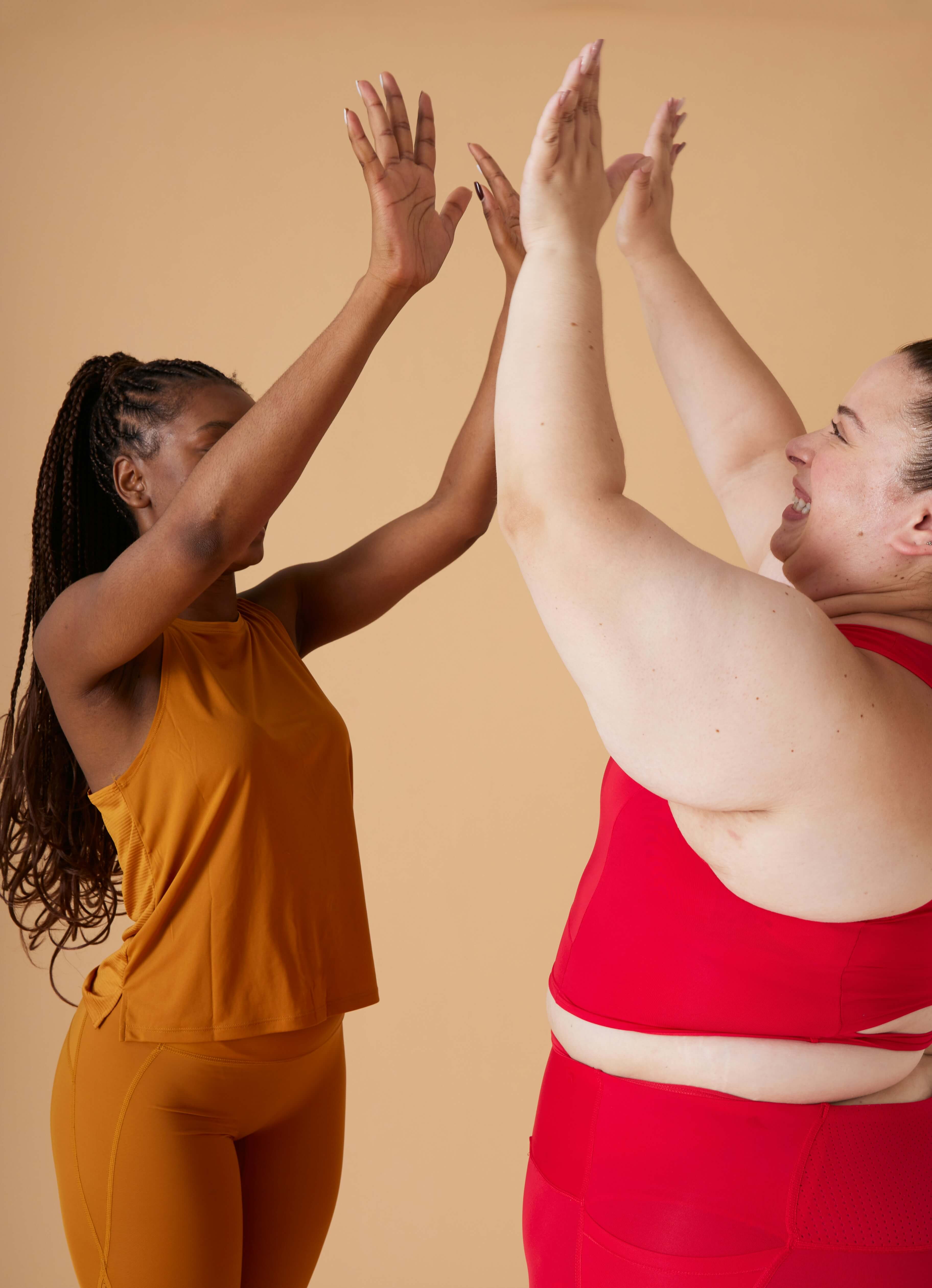 girls-high-five